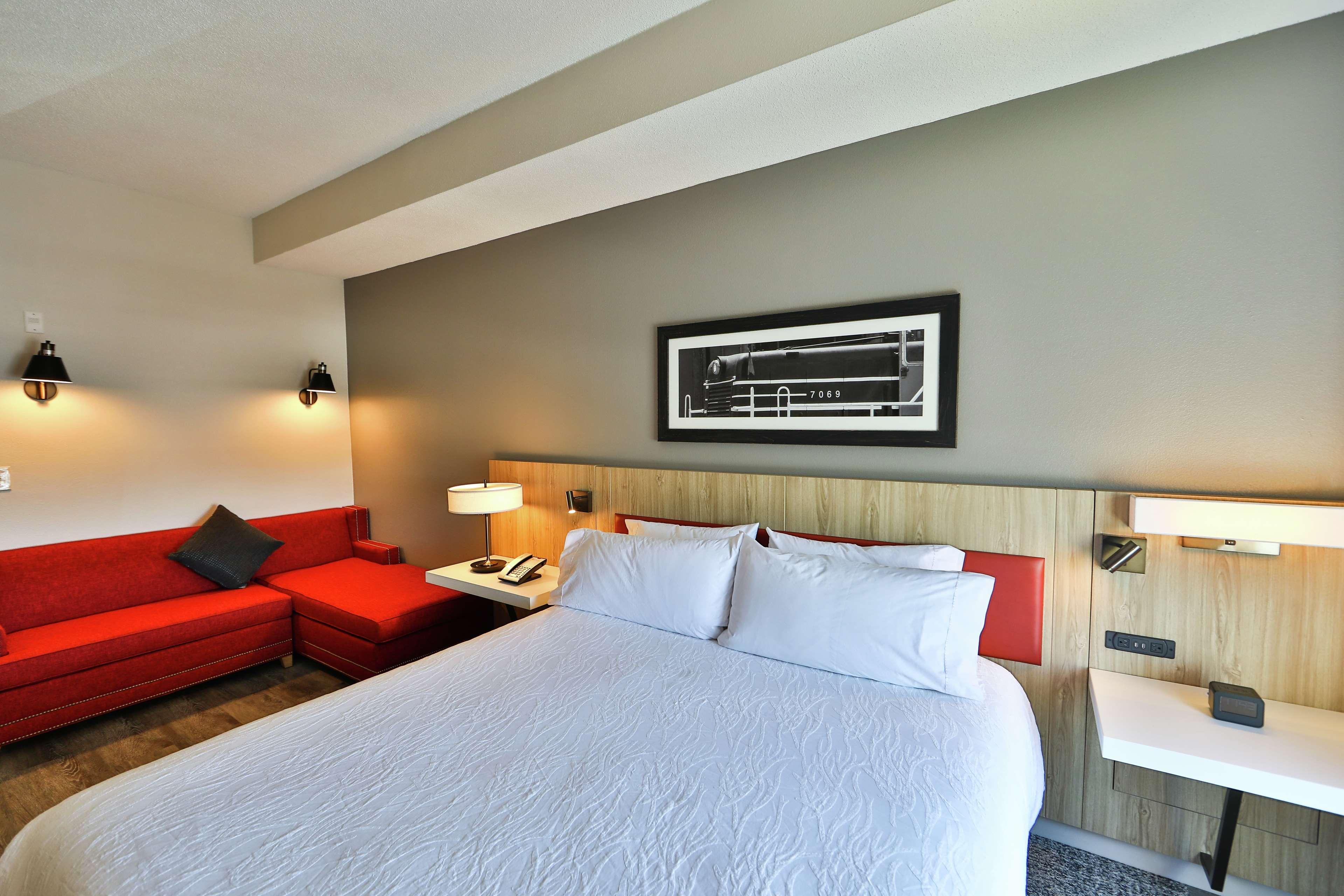 Hilton Garden Inn Savannah Historic District Экстерьер фото